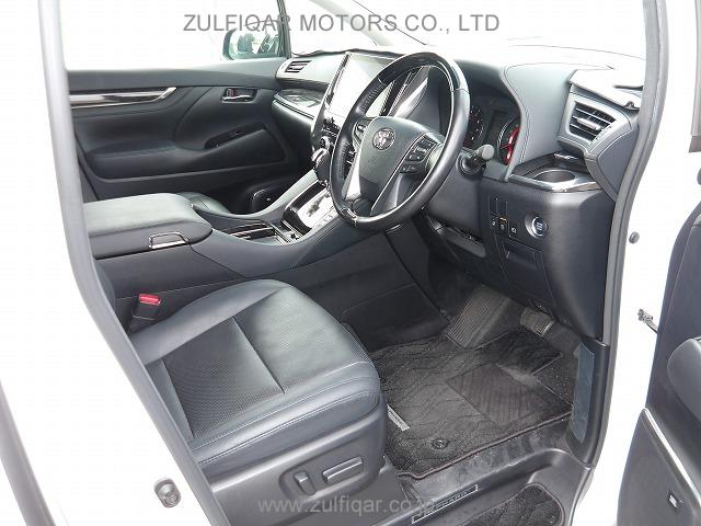 TOYOTA ALPHARD 2021 Image 12