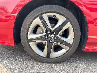 TOYOTA PRIUS 2021 Image 9