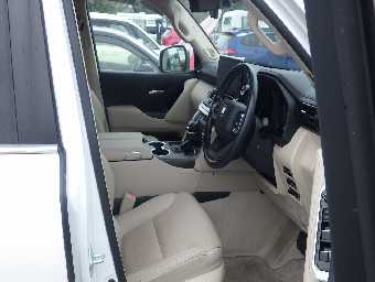 TOYOTA LAND CRUISER 2022 Image 5