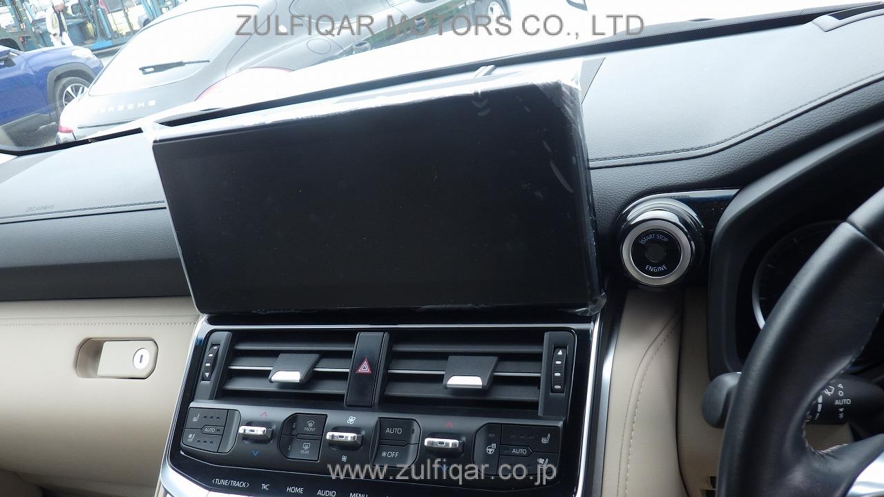TOYOTA LAND CRUISER 2022 Image 9