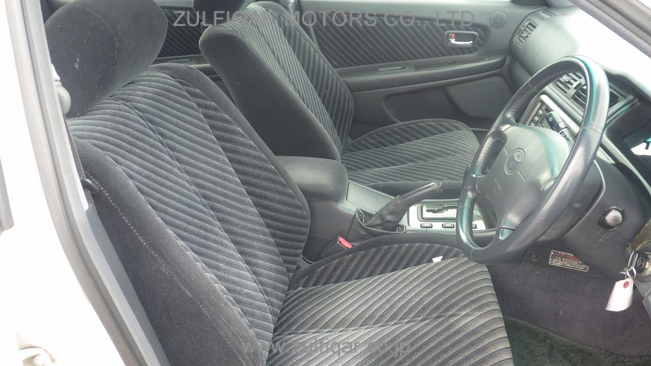 TOYOTA CRESTA 1996 Image 5