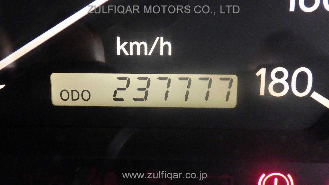 TOYOTA CRESTA 1996 Image 8