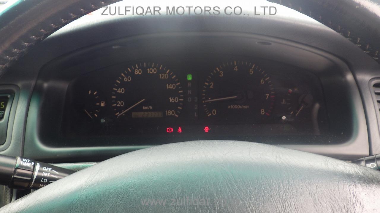 TOYOTA CRESTA 1996 Image 10