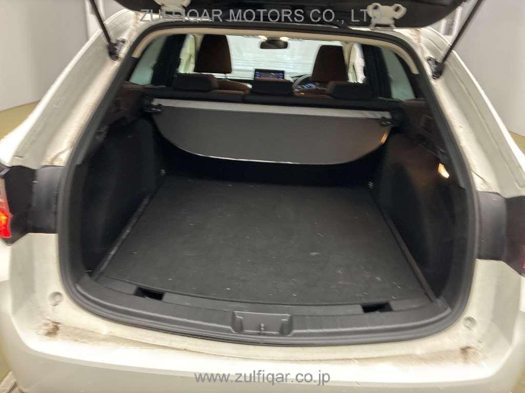 TOYOTA COROLLA TOURING 2020 Image 9