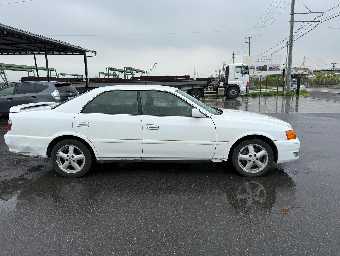 TOYOTA CHASER 2000 Image 4