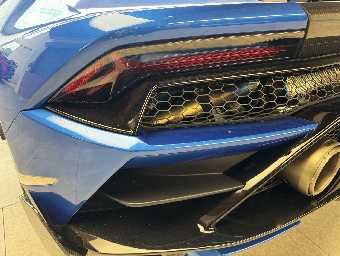 LAMBORGHINI HURACAN 2022 Image 23