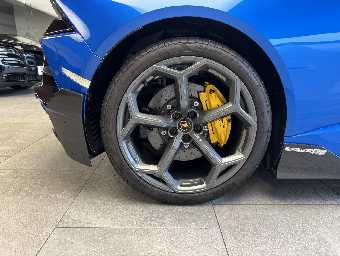 LAMBORGHINI HURACAN 2022 Image 29