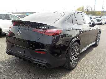 MERCEDES AMG GLC 2025 Image 2