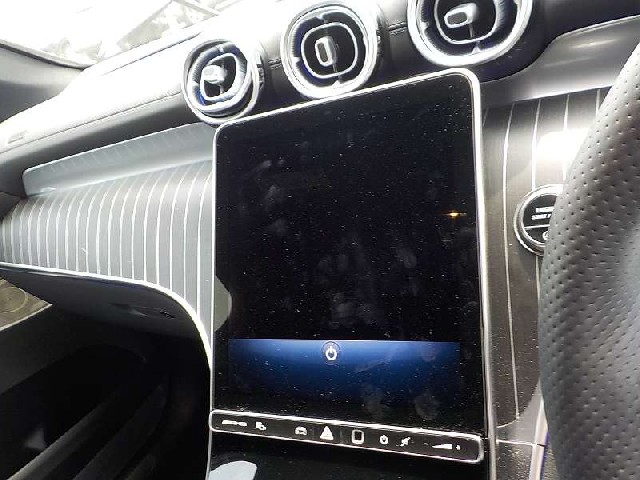 MERCEDES AMG GLC 2025 Image 26