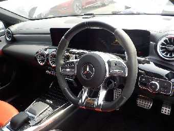 MERCEDES AMG A CLASS 2021 Image 5