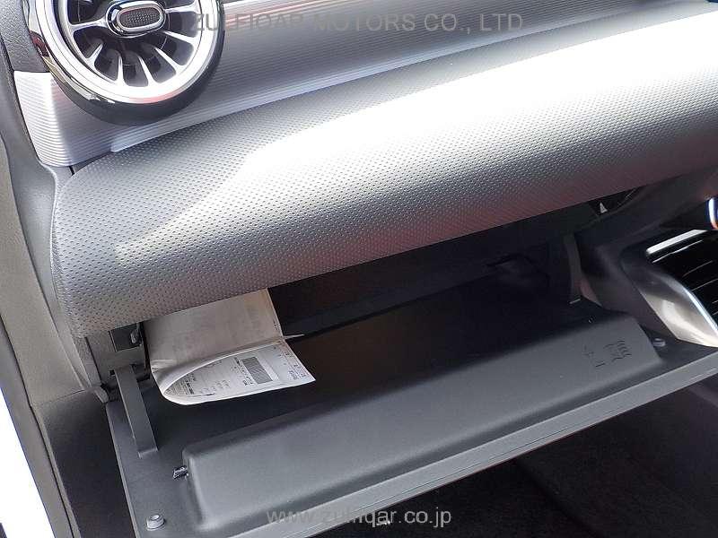 MERCEDES AMG A CLASS 2021 Image 7