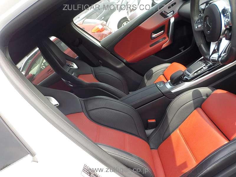 MERCEDES AMG A CLASS 2021 Image 9