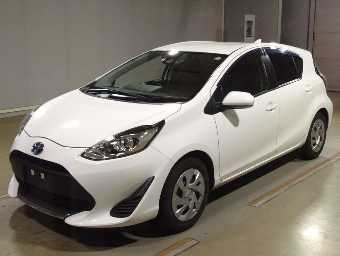 TOYOTA AQUA 2021 Image 1