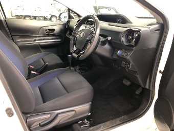 TOYOTA AQUA 2021 Image 5