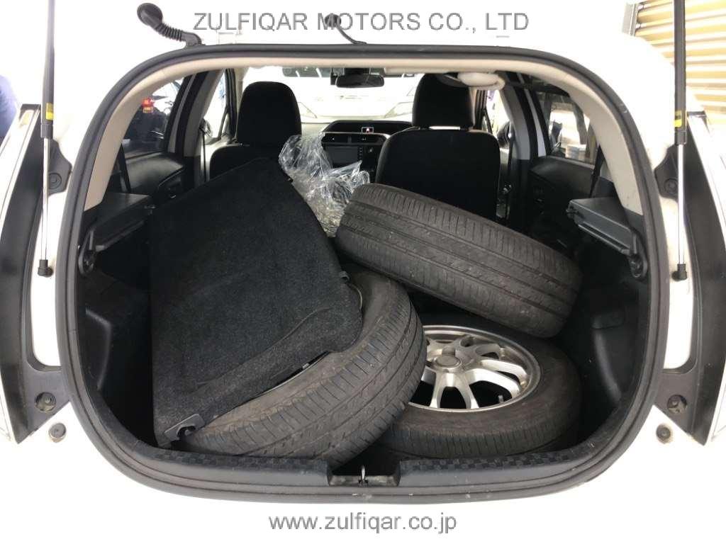 TOYOTA AQUA 2021 Image 8