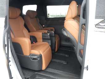 TOYOTA VELLFIRE 2024 Image 8