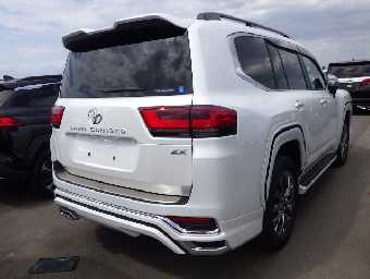 TOYOTA LAND CRUISER 2024 Image 4