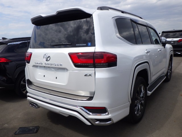 TOYOTA LAND CRUISER 2024 Image 33
