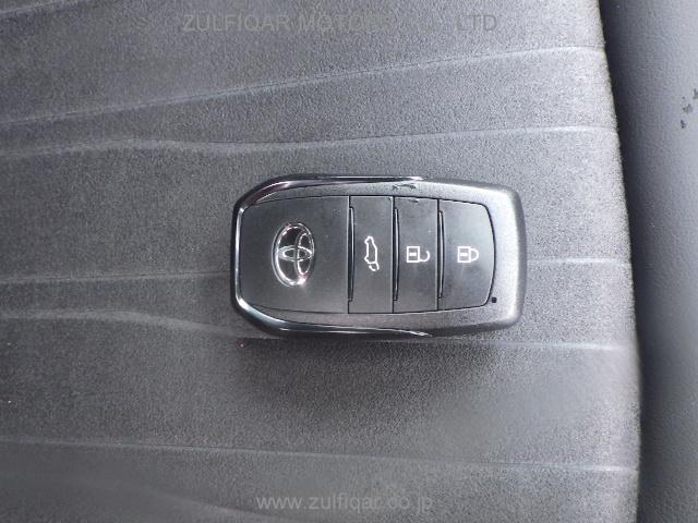 TOYOTA HARRIER 2023 Image 11