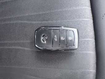 TOYOTA HARRIER 2023 Image 6