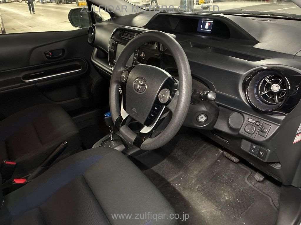 TOYOTA AQUA 2020 Image 5