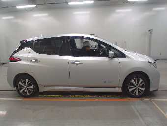 NISSAN LEAF 2020 Image 3