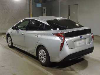 TOYOTA PRIUS 2018 Image 4