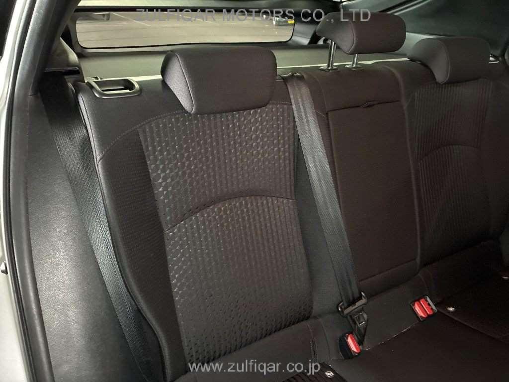 TOYOTA PRIUS 2018 Image 7