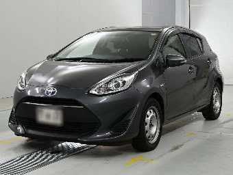 TOYOTA AQUA 2019 Image 1