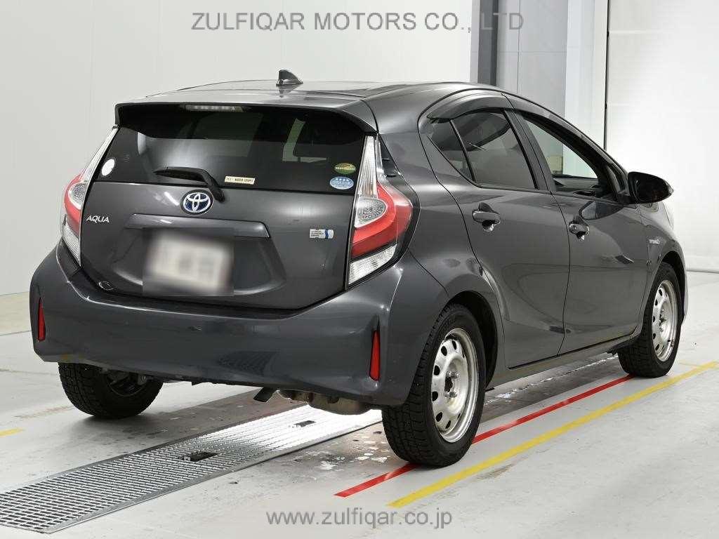 TOYOTA AQUA 2019 Image 2