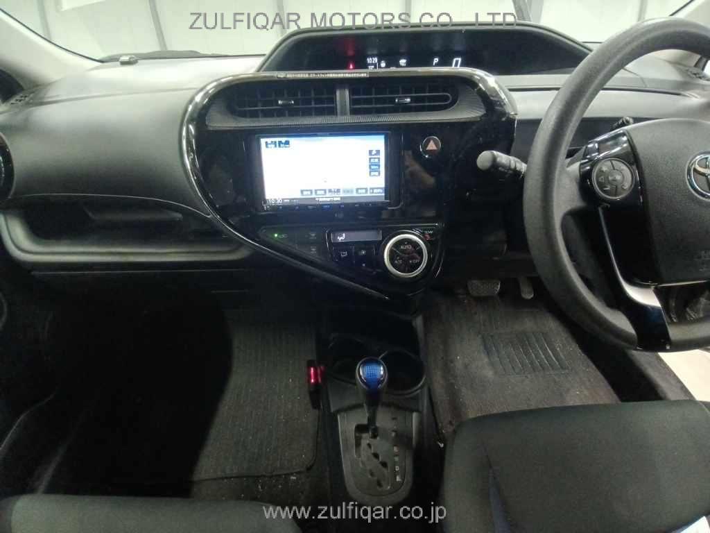 TOYOTA AQUA 2019 Image 11