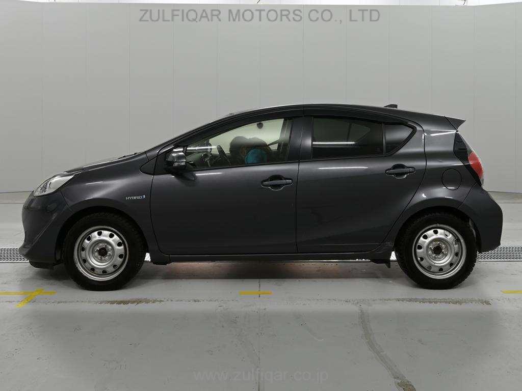 TOYOTA AQUA 2019 Image 4