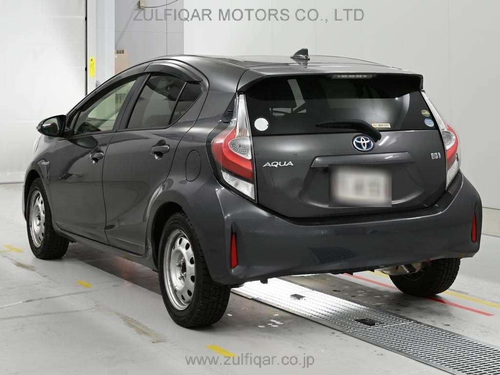 TOYOTA AQUA 2019 Image 6