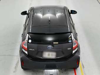 TOYOTA AQUA 2019 Image 8