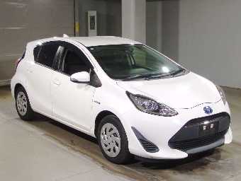 TOYOTA AQUA 2019 Image 3