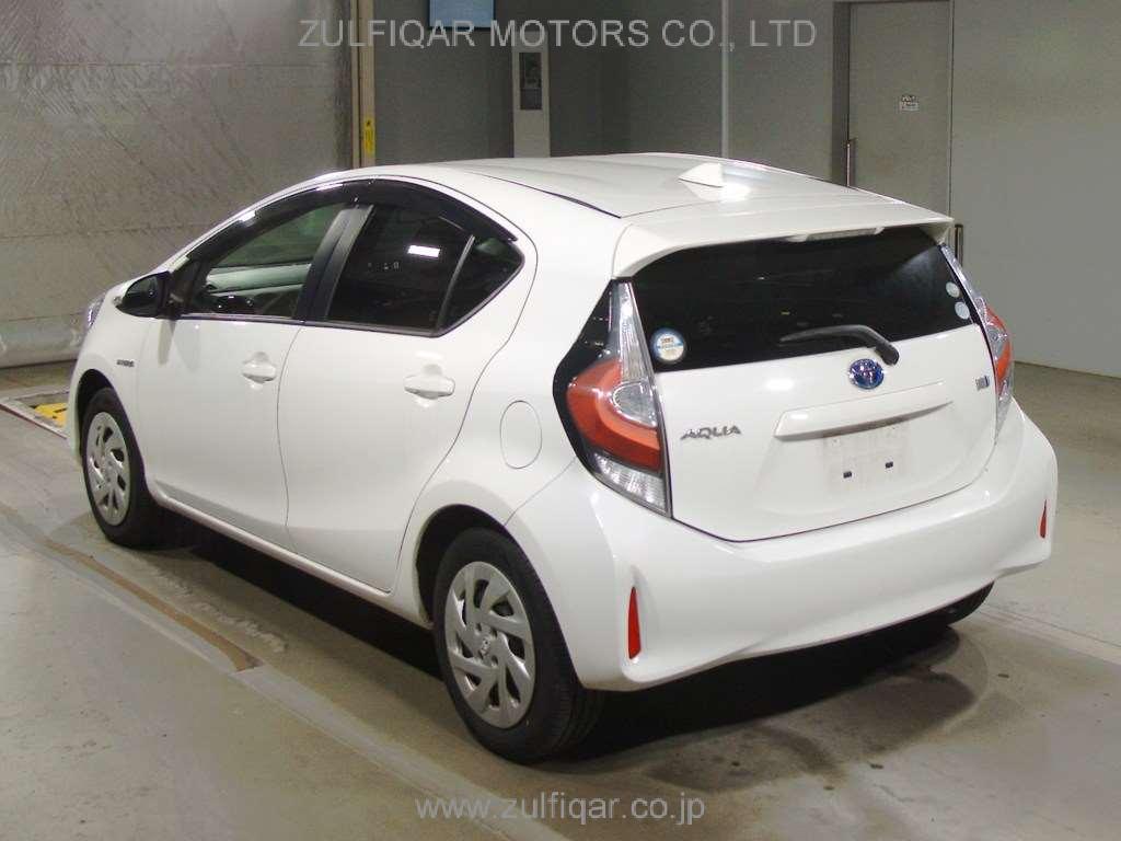 TOYOTA AQUA 2019 Image 4