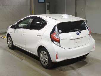 TOYOTA AQUA 2019 Image 4