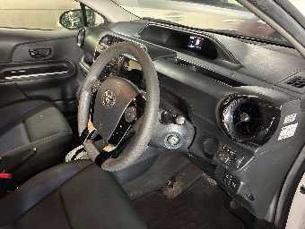 TOYOTA AQUA 2019 Image 5