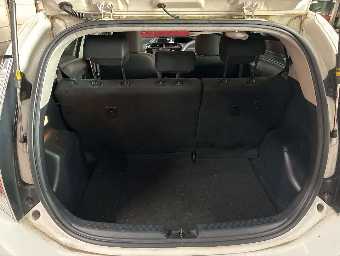 TOYOTA AQUA 2019 Image 8