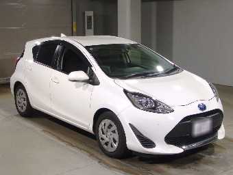 TOYOTA AQUA 2020 Image 3