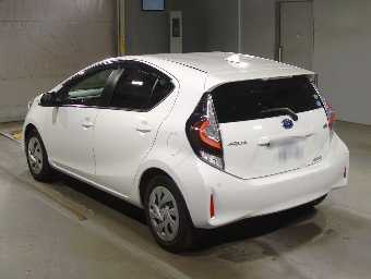 TOYOTA AQUA 2020 Image 4