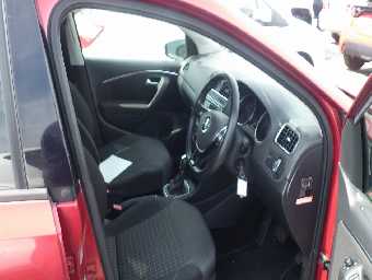 VOLKSWAGEN POLO 2014 Image 10