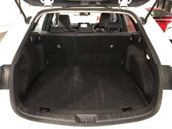 TOYOTA COROLLA TOURING 2020 Image 8