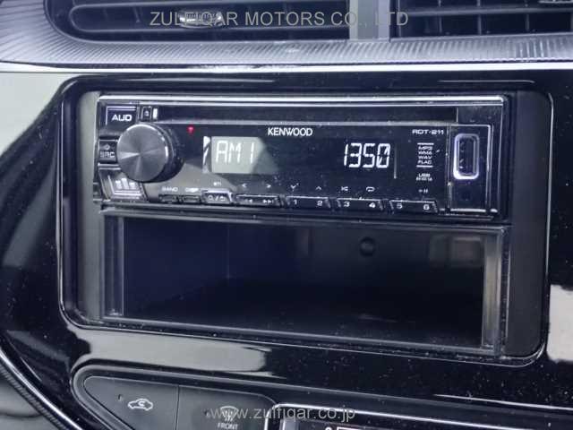 TOYOTA AQUA 2021 Image 5