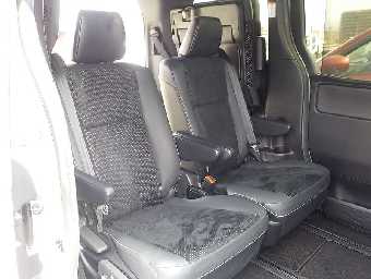 TOYOTA VOXY 2021 Image 10