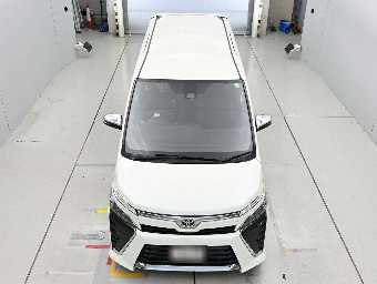 TOYOTA VOXY 2021 Image 7