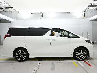TOYOTA ALPHARD 2022 Image 3