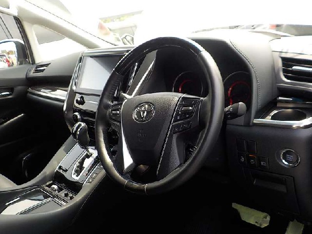 TOYOTA ALPHARD 2022 Image 23