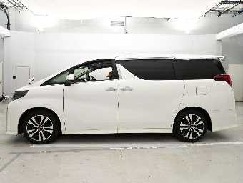 TOYOTA ALPHARD 2022 Image 4