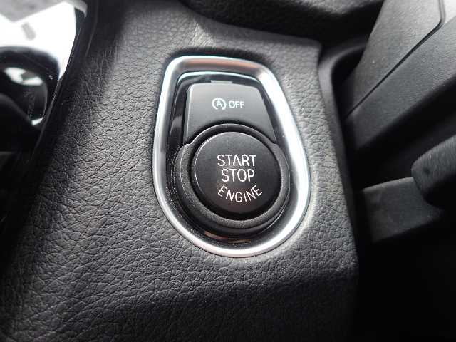 BMW 3 SERIES 2018 Image 24